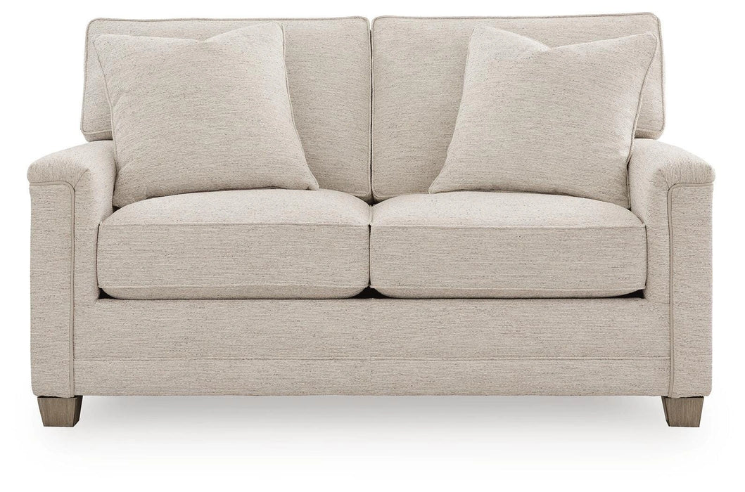 Lockeshart Loveseat