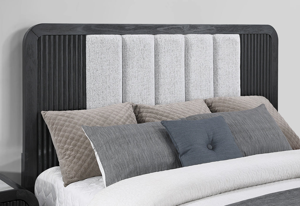Beckett Wht/Blk Bed Group