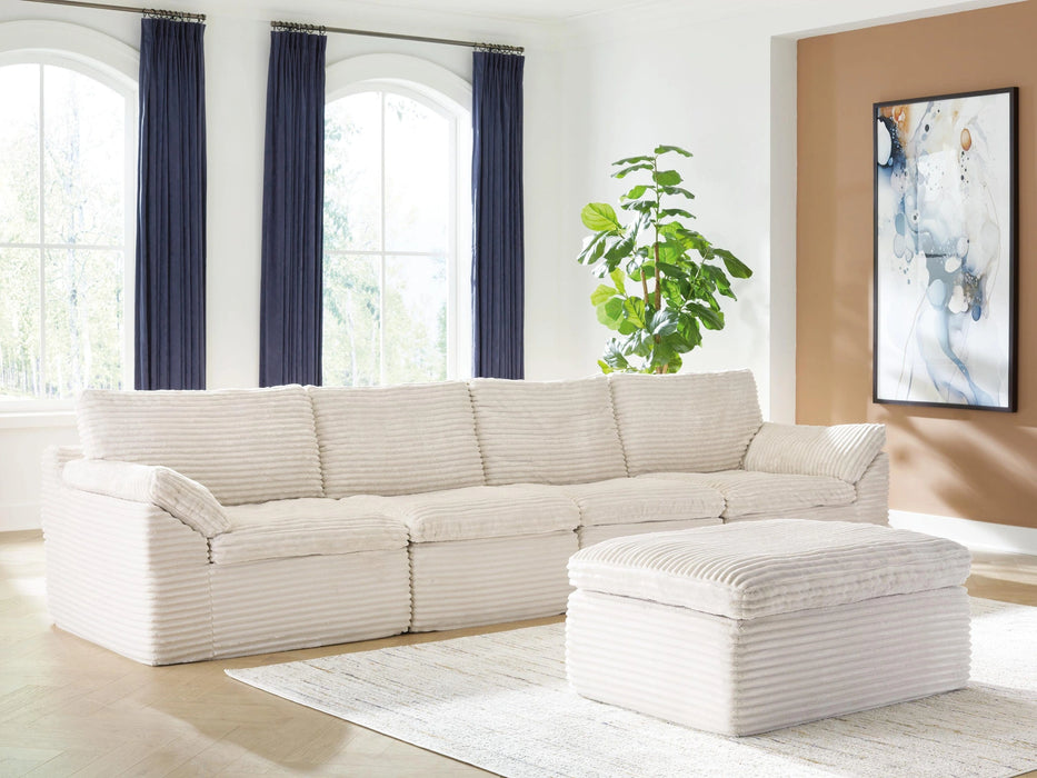 Canefield Sectional