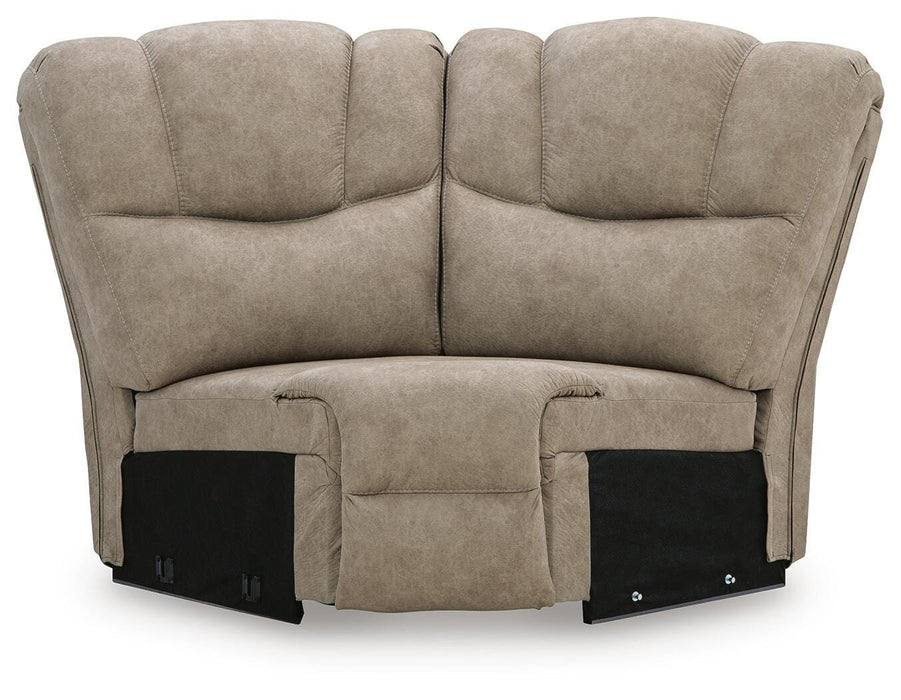 Ravenswaye Reclining Sectional