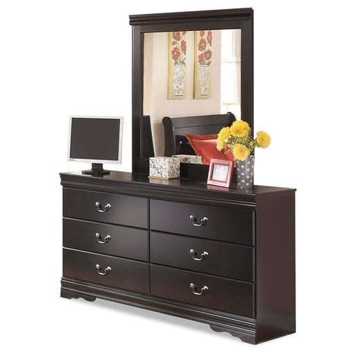 Huey Vineyard Dresser and Mirror - Smart Rent To Own (PA) - Multi Location