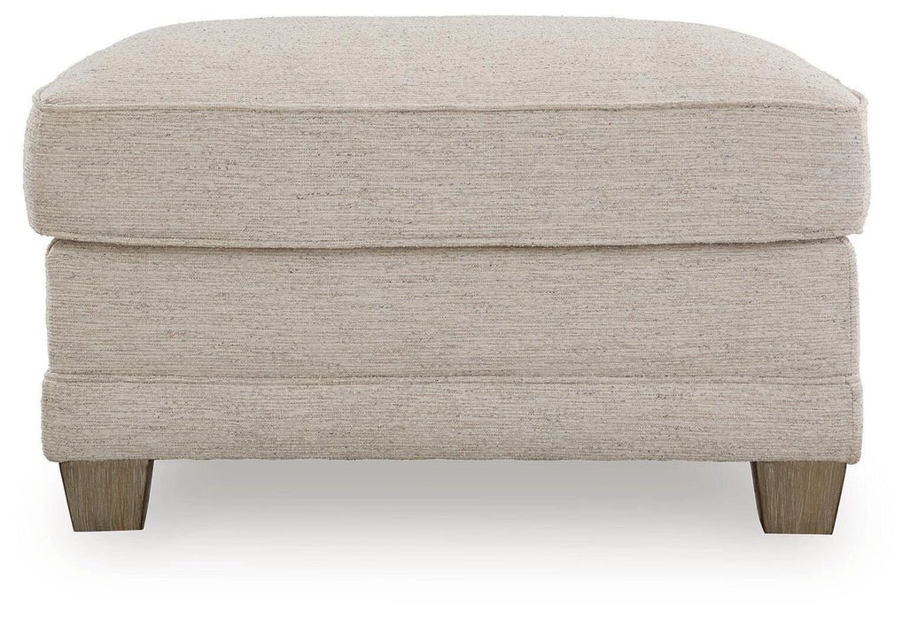 Lockeshart Ottoman