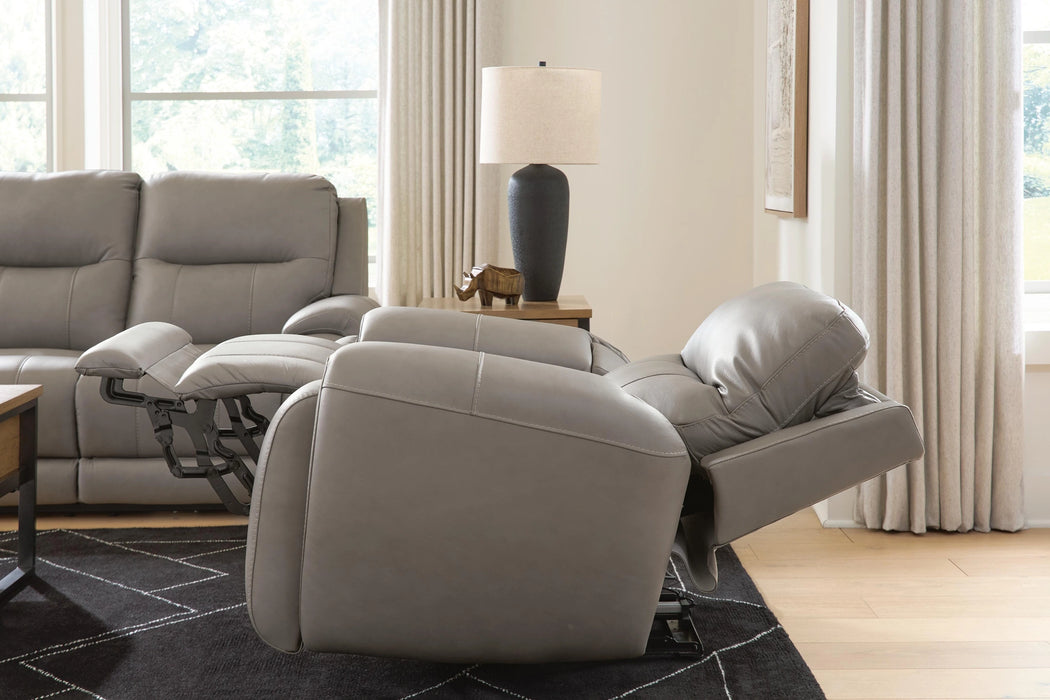 Trendsetter Power Reclining Loveseat with Audio Seating